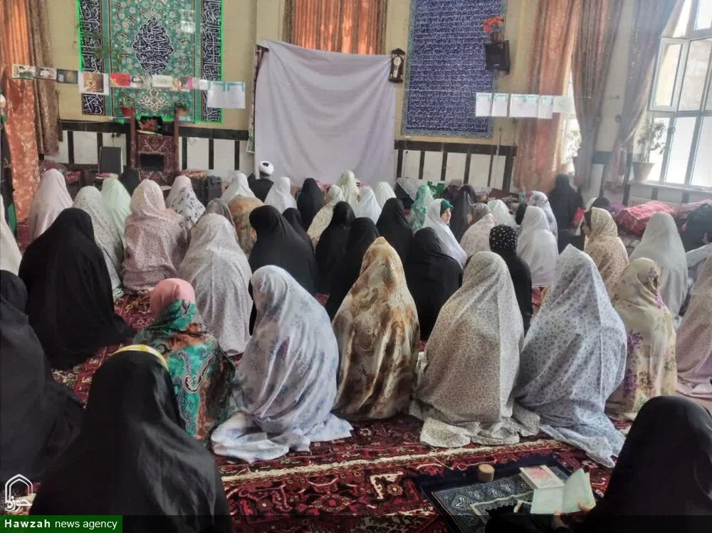 برگزاری مراسم معنوی اعتکاف دانش آموزی در ایام البیض ماه مبارک رمضان
