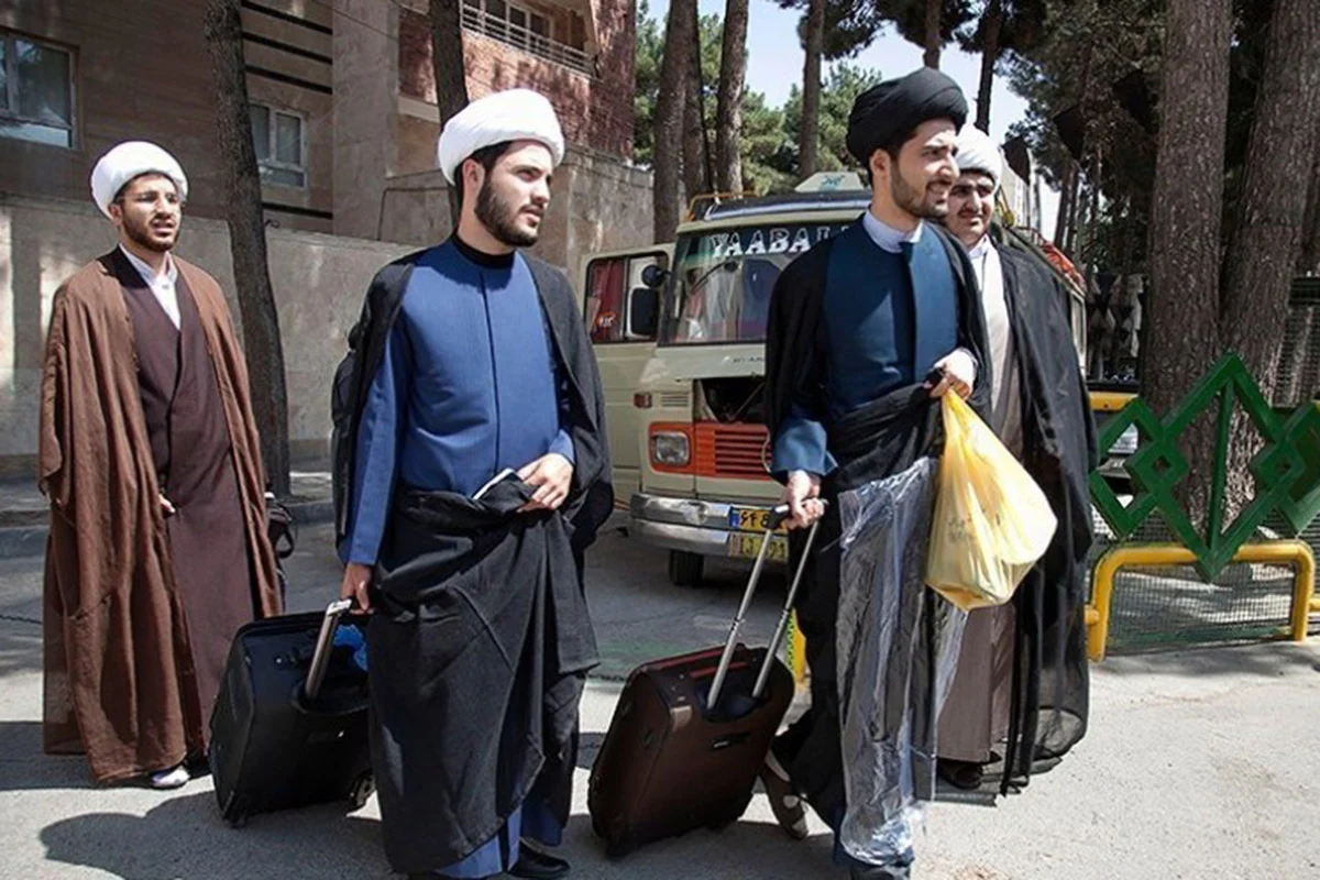 اعزام اساتید و مبلغان در دهه فجر و مراسم اعتکاف +جزئیات