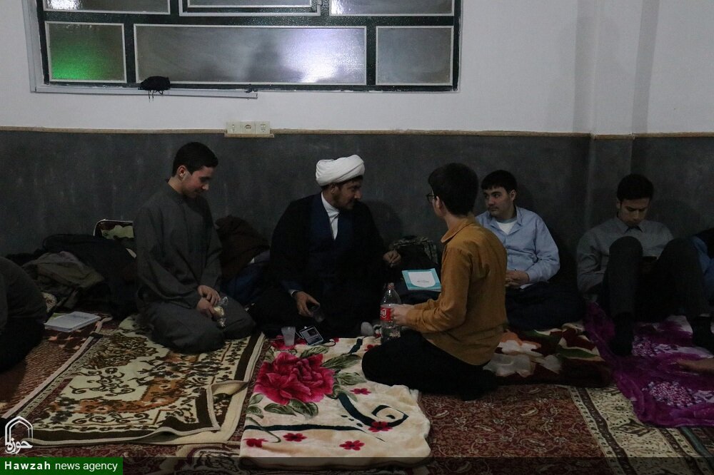 مراسم معنوی اعتکاف در ۳۵ مسجد استان اردبیل