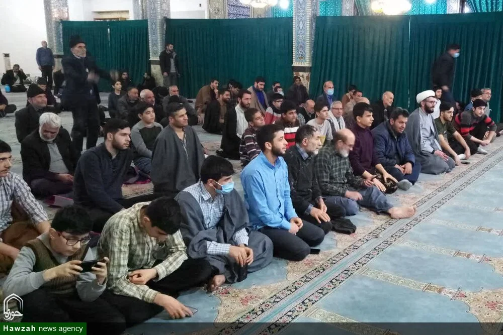 مراسم اعتکاف در مسجد جامع میانه