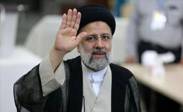 رئیس جمهور در جمع معتکفان شهر پرند حاضر شد