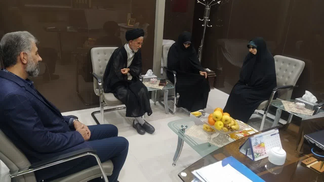 نشست هم‌اندیشی رئیس ستاد مرکزی اعتکاف با معاون امور زنان و خانواده رئیس‌جمهور