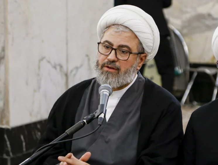 بیشتر جمعیت مراسم اعتکاف لبنان را جوانان تشکیل می‌دهند/تقویت اراده‌ها از مهمترین آثار مراسم اعتکاف