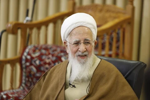 جلوه‌گاه تعظیم بندگی الله