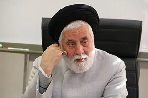 چرا در مسجد اعتکاف می‌کنیم