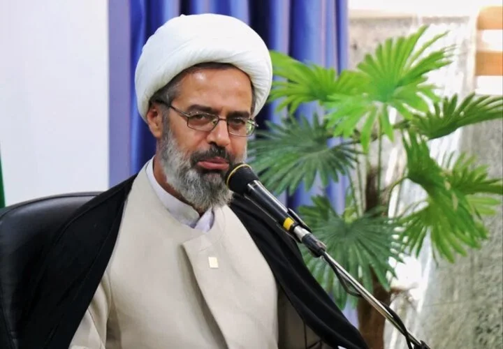اعتکاف موجب تقویت پیوندهای اجتماعی و همبستگی بین افراد می‌شود