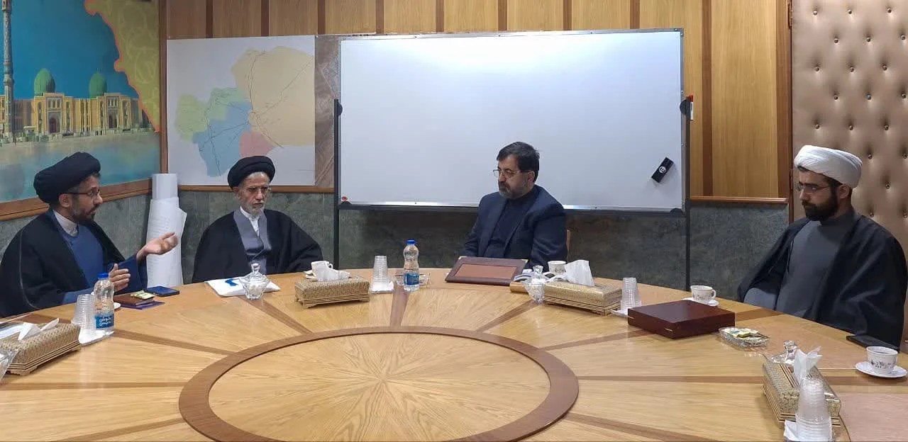 گزارش تصویری/ دیدار رئیس ستاد اعتکاف کشور و جمعی از اعضای ستاد با استاندار قم، مهندس اکبر بهنام جو
