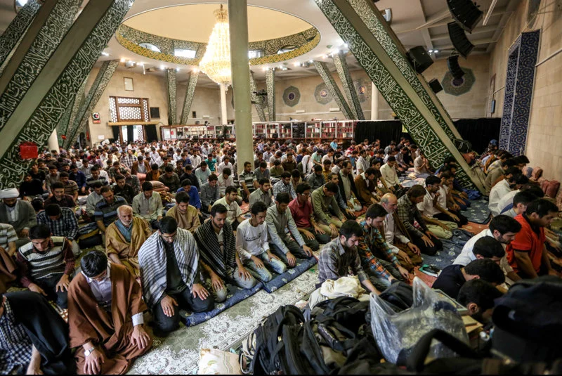 استقبال چشمگیر از مراسم اعتکاف در اصفهان؛ پیشبینی افزایش ۲۰ درصدی معتکفان