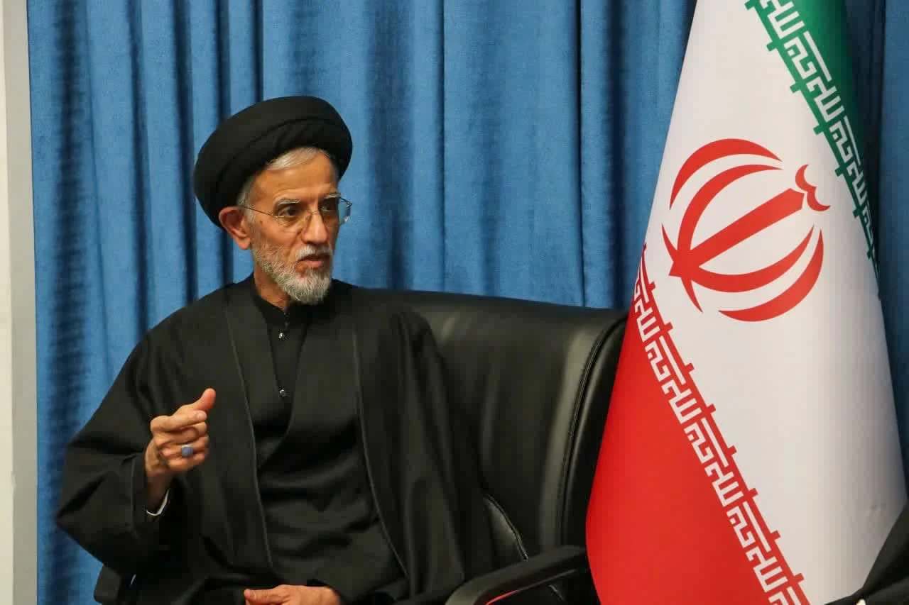 اعتکاف سنگر تربیت نیروهای مقاومت و تقویت جبهه انقلاب است