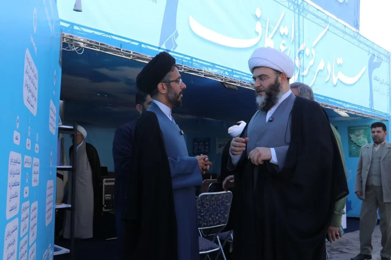 گزارش تصویری || حضور رئیس سازمان تبلیغات اسلامی در غرفه ستاد مرکزی اعتکاف