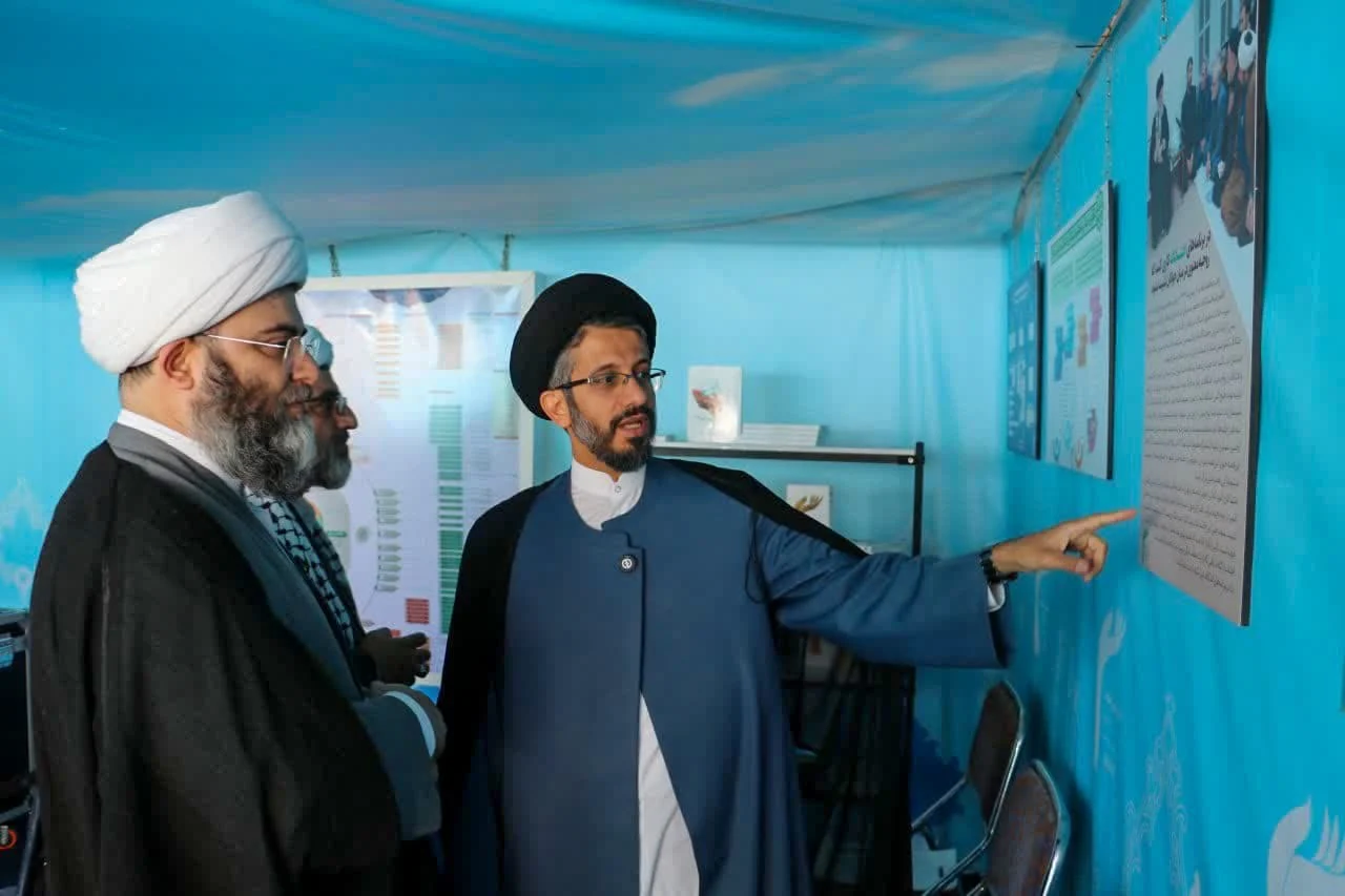 بازدید رئیس سازمان تبلیغات اسلامی از غرفه ستاد مرکزی اعتکاف در نمایشگاه «روایت پیشرفت معنویت اعتکاف»