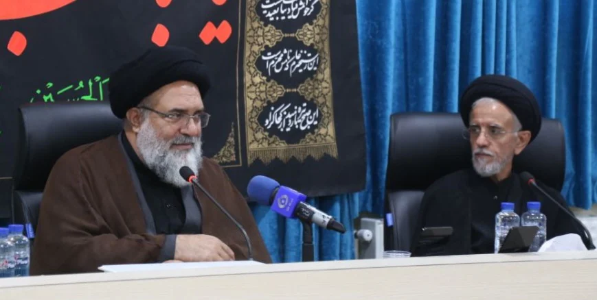 اعتکاف پایگاهی انسان‌ساز و حافظ هویت اسلامی است