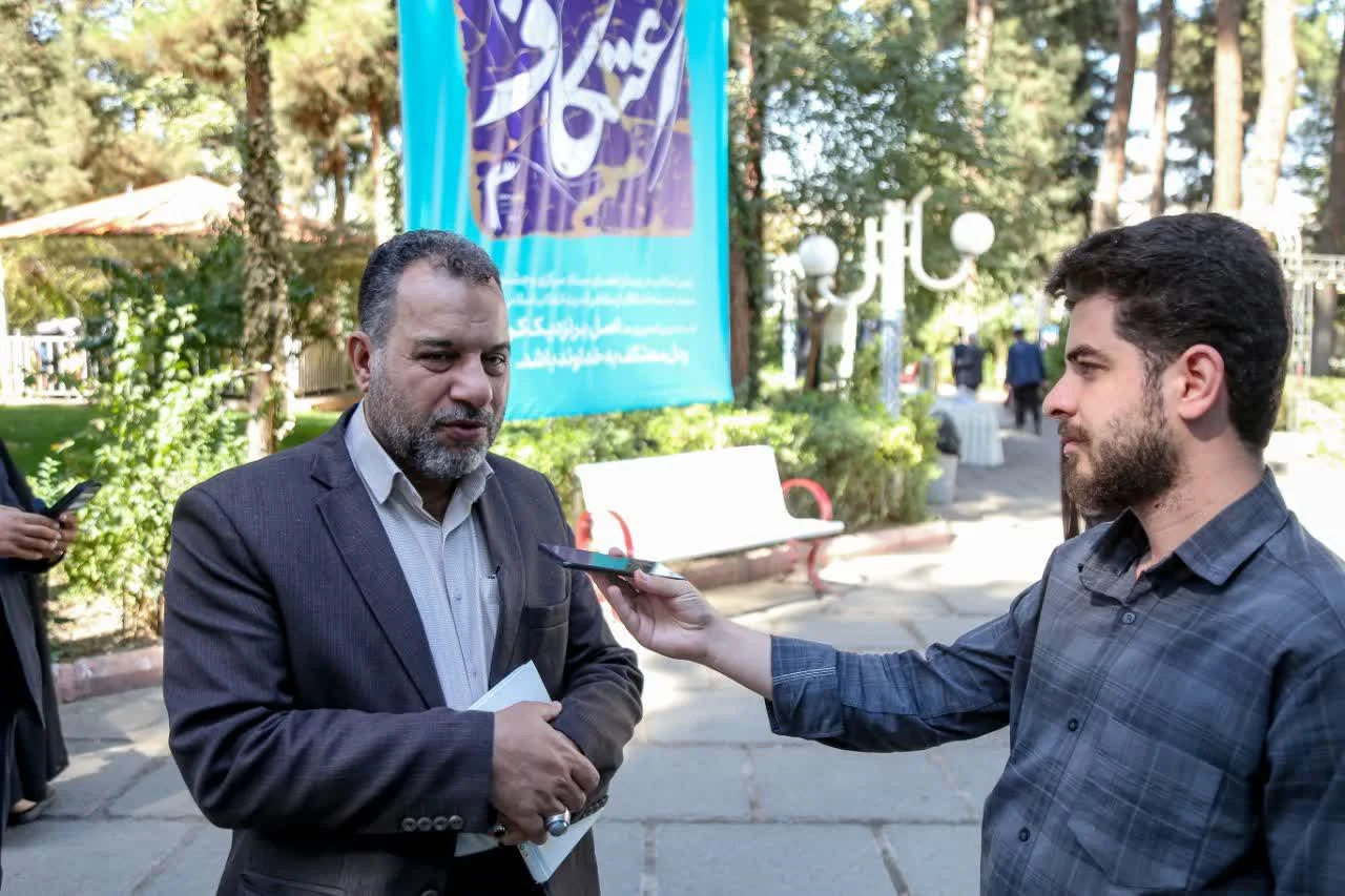 اعتکاف از برنامه‌ای سه‌روزه به جریان فرهنگی سه‌ماهه تبدیل شود