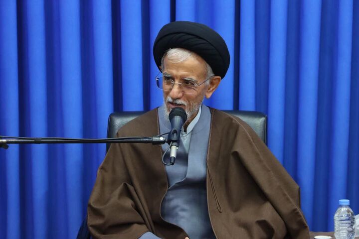 اعتکاف دل‌ها را دگرگون می‌کند؛ از هدایت جوانان تا گرایش تازه‌مسلمانان