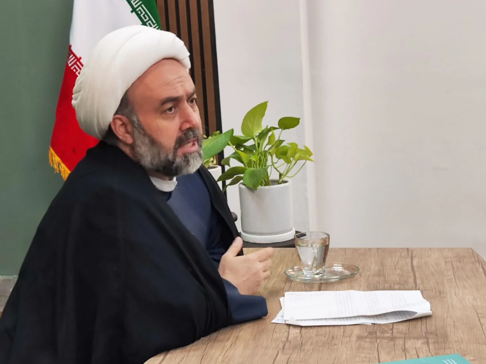 اعتکاف دانش‌آموزی نشانه بازگشت نسل جوان به معنویت است