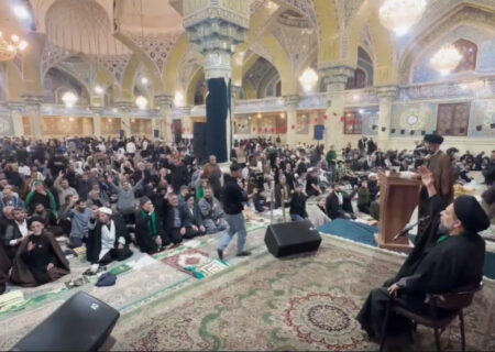 اعلام برائت معتکفین مسجد امام حسن عسکری علیه السلام قم نسبت به یاوه گویی های رئیس جمهور آمریکا