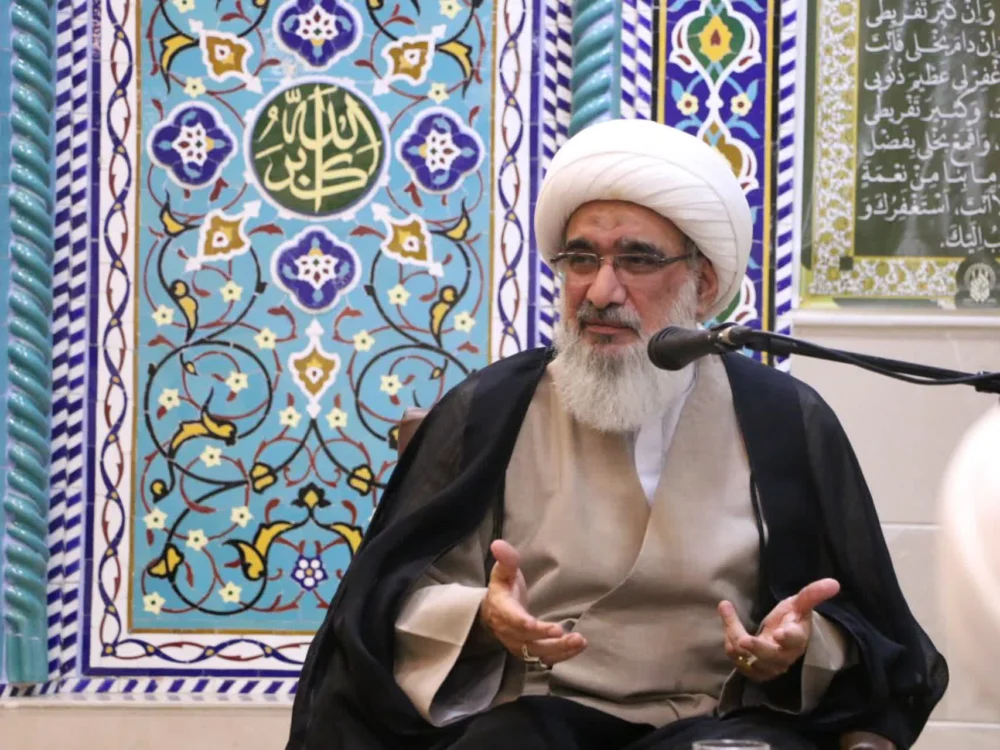 سخنرانی و درس اخلاق آیت الله صفایی بوشهری عضو مجلس خبرگان رهبری در اجلاسیه هم اندیشی دبیران شورای راهبری اعتکاف سراسر کشور در شهر مقدس قم