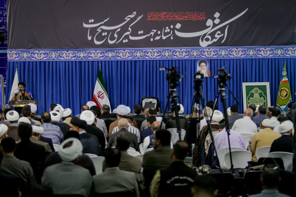 ببینید || پخش زنده شبکه خبر دو سیما از یازدهمین کنگره ملی اعتکاف و اختتامیه هشتمین جشنواره بین‌المللی اعتکاف